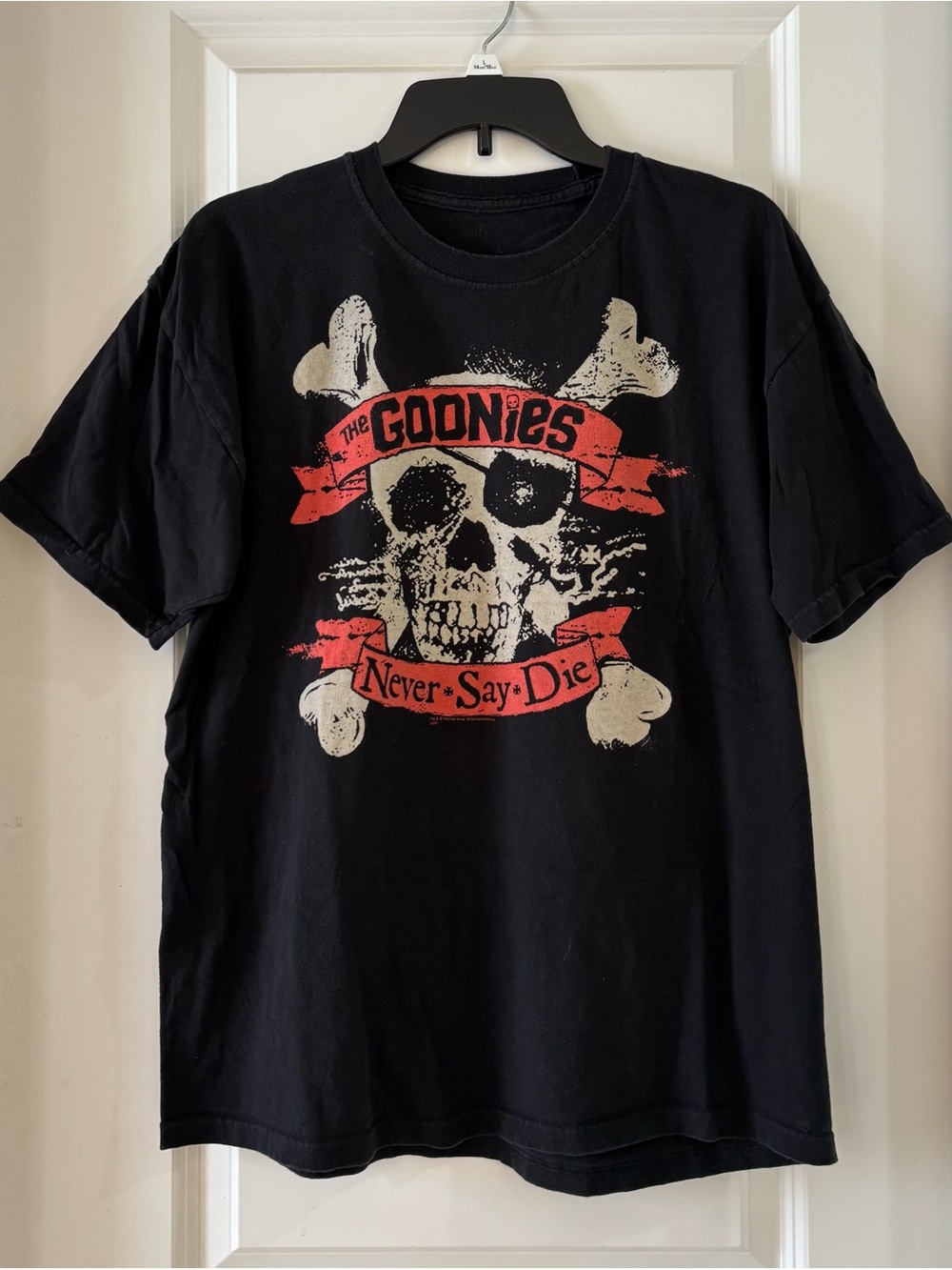 The Goonies 'Never Say Die' Skull Graphic Tee - Black